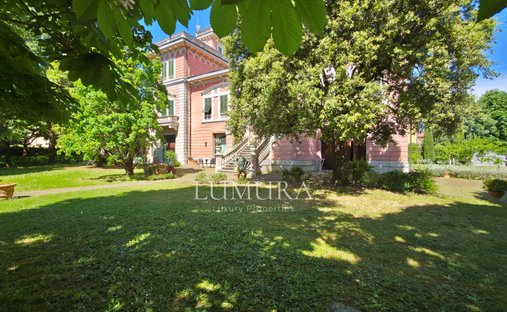 Villa in Santa Croce sull'Arno, Tuscany, Italy 1