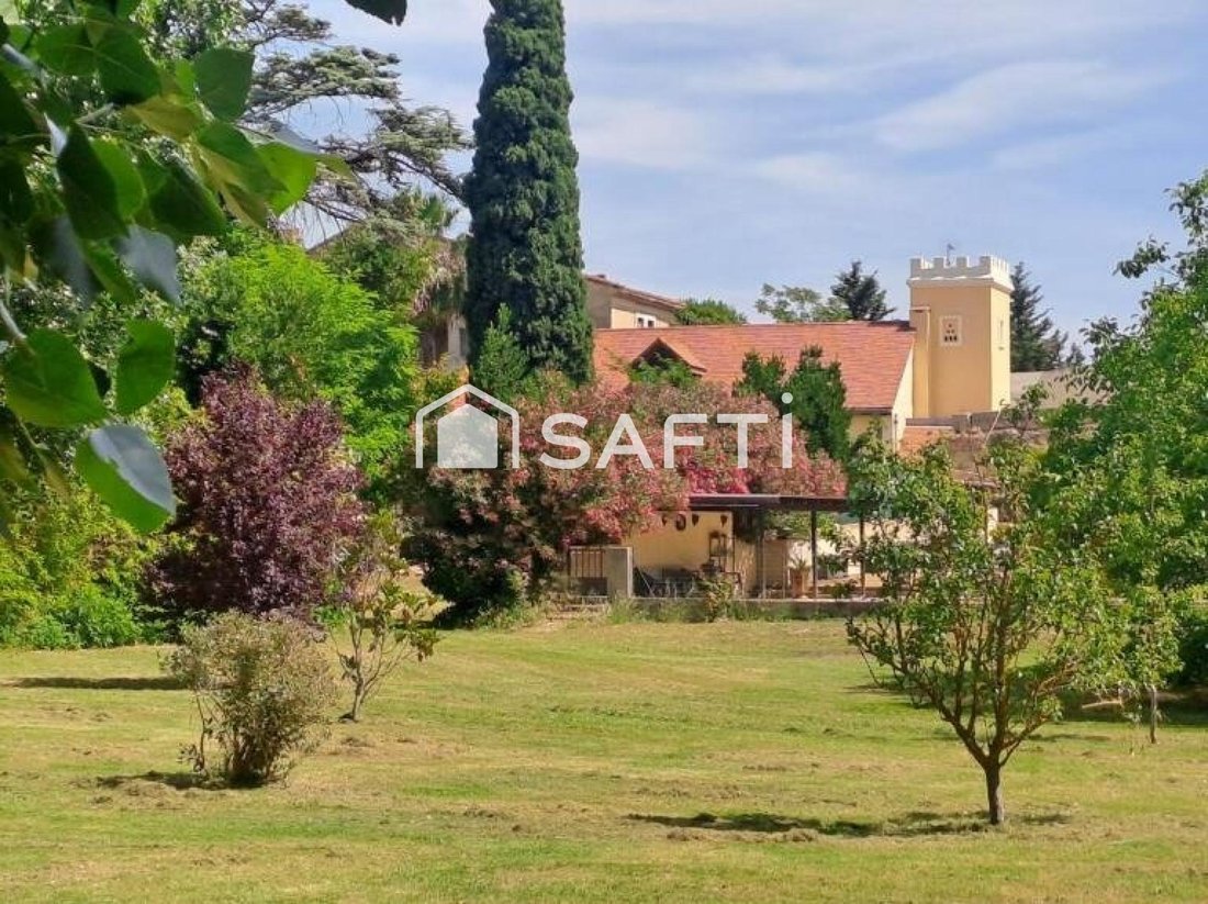 House in Ancien Hôpital, Beziers, France 1 - 16826551