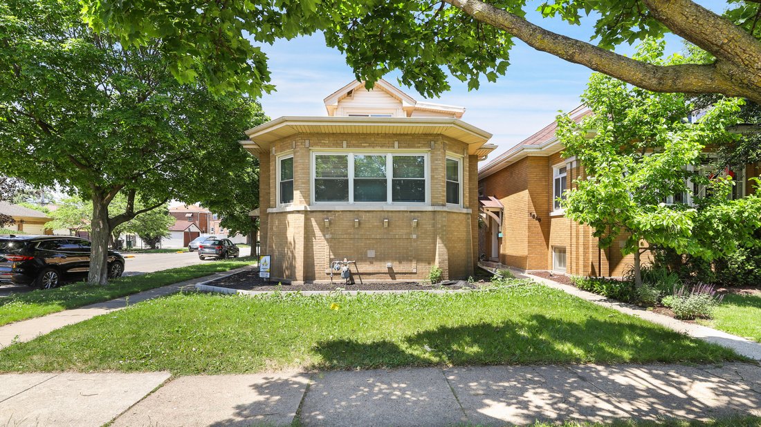 House in Berwyn, Illinois, United States 1 - 18015832