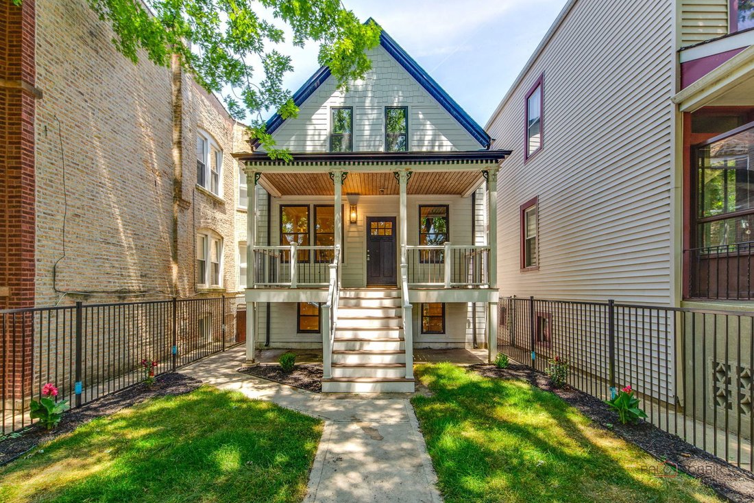 House in Chicago, Illinois, United States 1 - 18109681