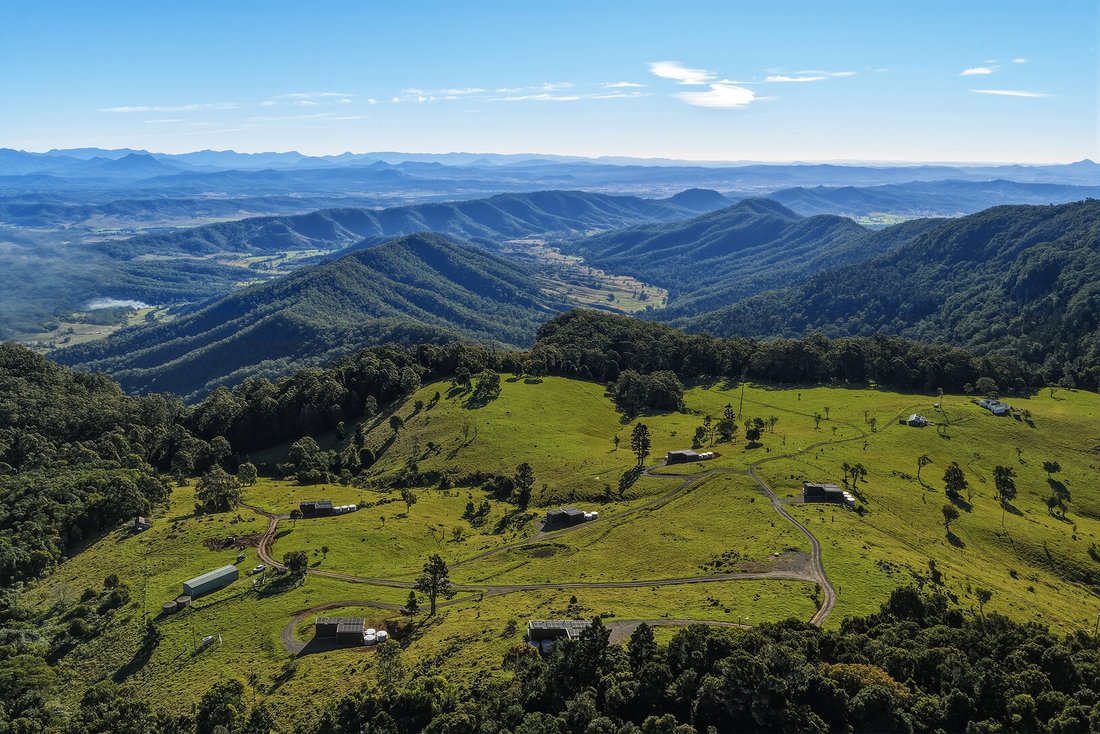 O'Reilly, Queensland, Australia 2 - 18109829