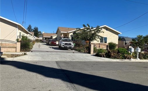 Haus in Fontana, Kalifornien, Vereinigte Staaten 1
