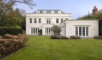 Casa a Coombe, Borough Reale di Kingston upon Thames, Inghilterra 1