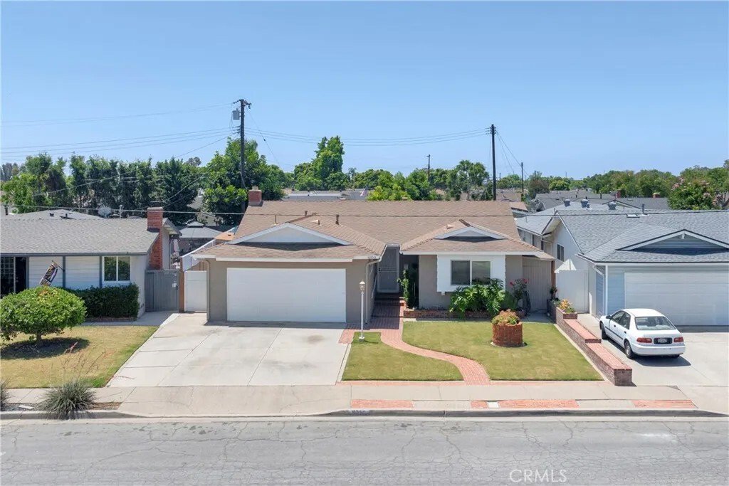 House in Signal Hill, California, United States 1 - 18109524
