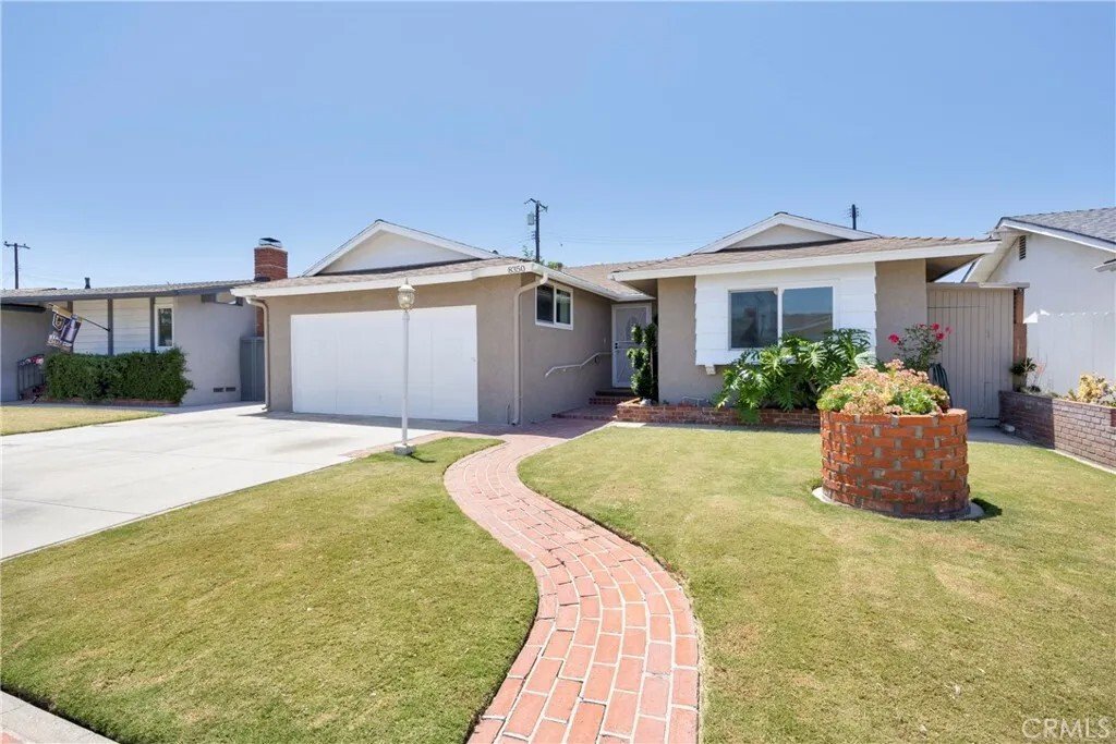 House in Signal Hill, California, United States 5 - 18109524