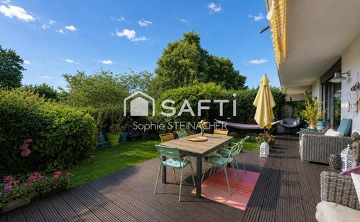 Appartement à Sud, Le Mesnil-le-Roi, France 1