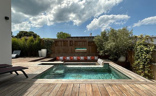 Villa in Marceau-Tivoli, Le Bouscat, France 1
