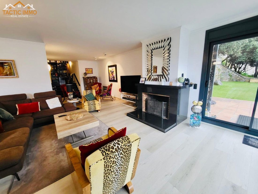 Chalet in Escaldes-Engordany, Escaldes-Engordany, Andorra 3 - 18109701