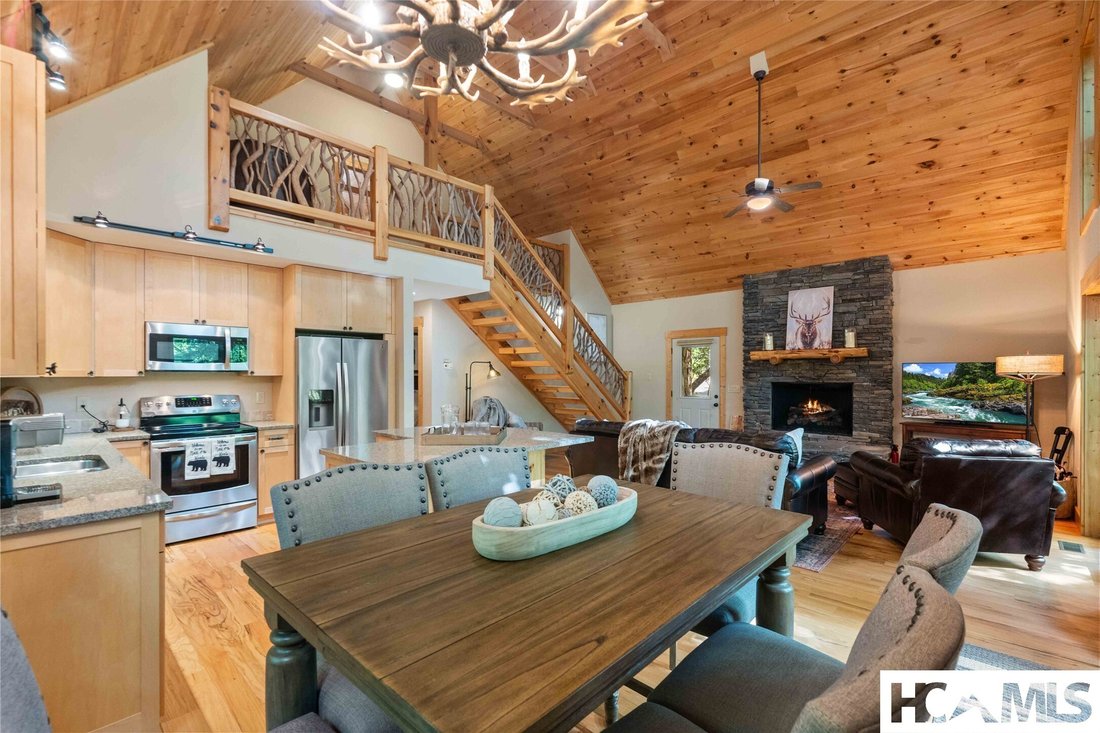 House in Highlands, North Carolina, United States 3 - 18109344