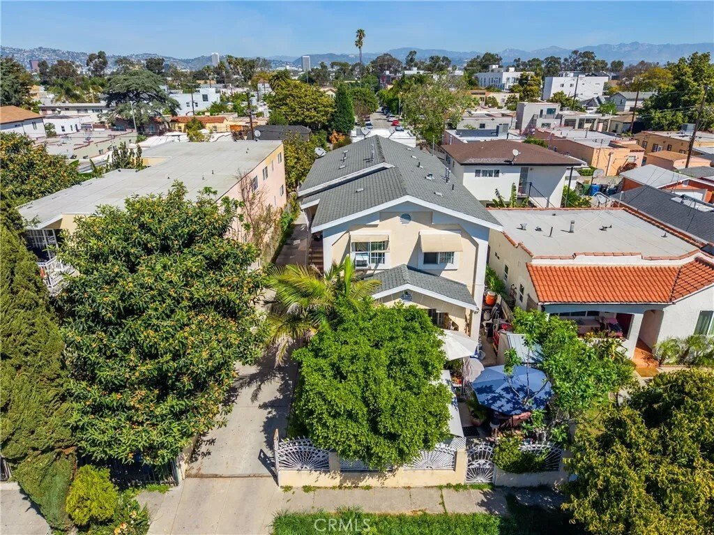 Los Angeles, California, United States 2 - 17440275