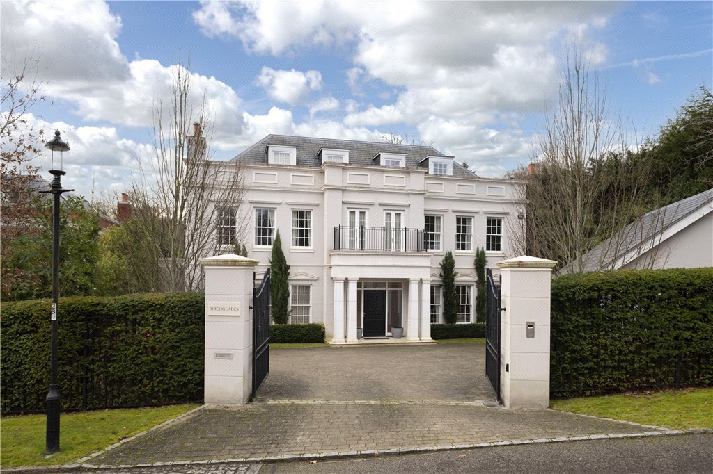 House in Coombe, Royal Borough of Kingston upon Thames, England 1 - 18109902