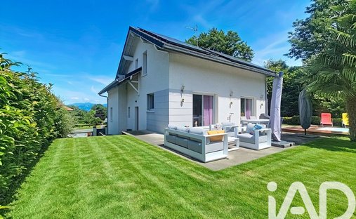 House in Pers-Jussy, Auvergne-Rhône-Alpes, France 1