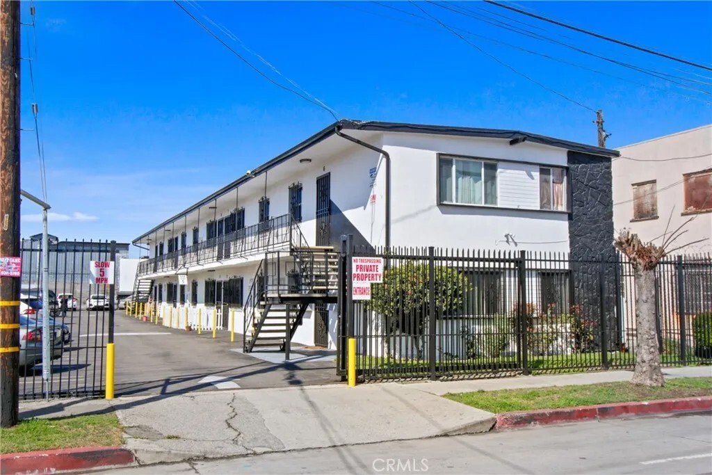 Los Angeles, California, United States 1 - 17606705