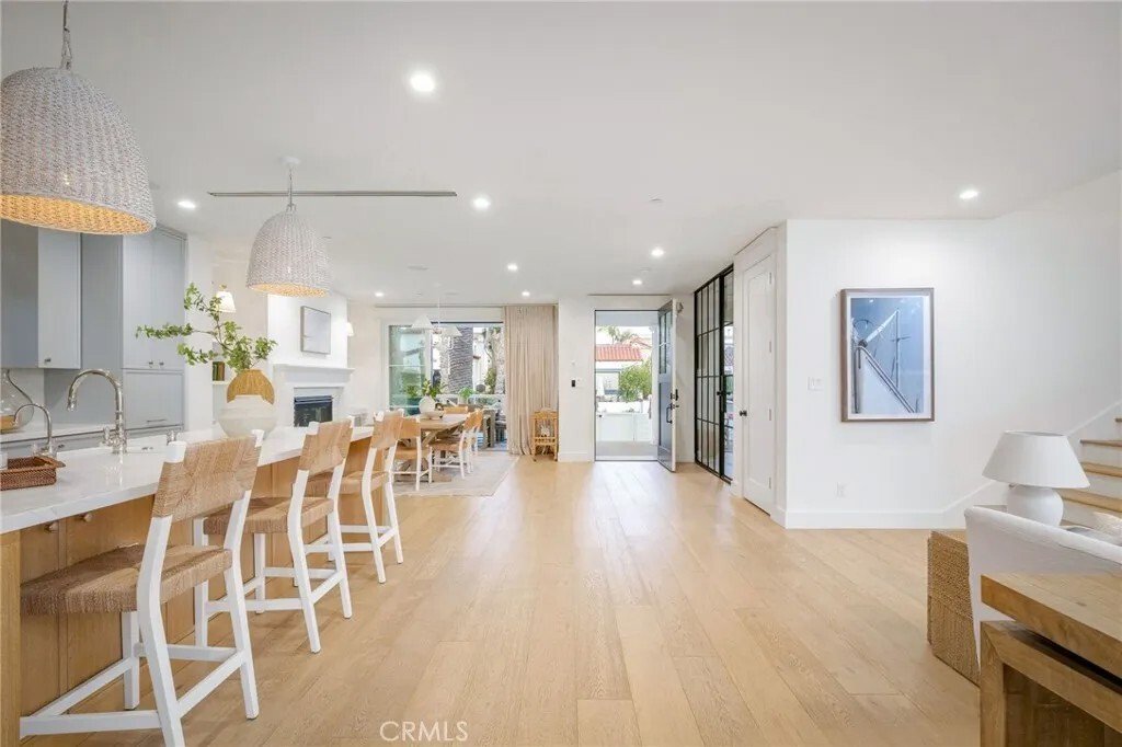 House in Signal Hill, California, United States 3 - 17342257