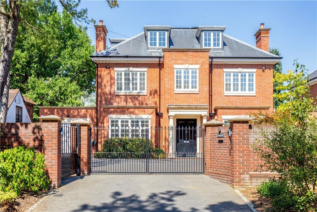 House in Coombe, Royal Borough of Kingston upon Thames, England 1 - 18109812
