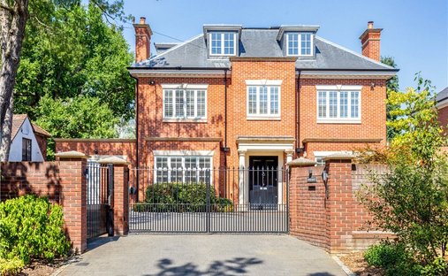 House in Coombe, Royal Borough of Kingston upon Thames, England 1