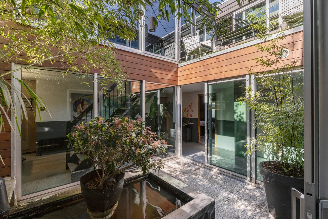 Villa in Beverwijk, North Holland, Netherlands 4 - 18109415