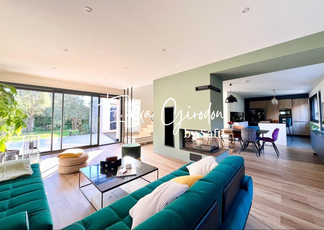 House in Ouest, Miribel, France 2 - 18110050