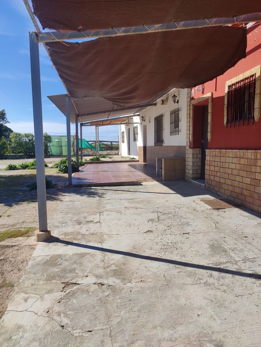 Finca in Chipiona, Andalusia, Spain 2 - 18109716
