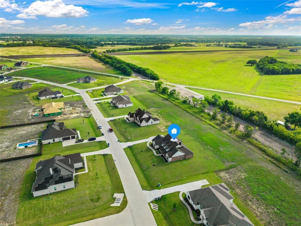 House in Waxahachie, Texas, United States 3 - 18109450