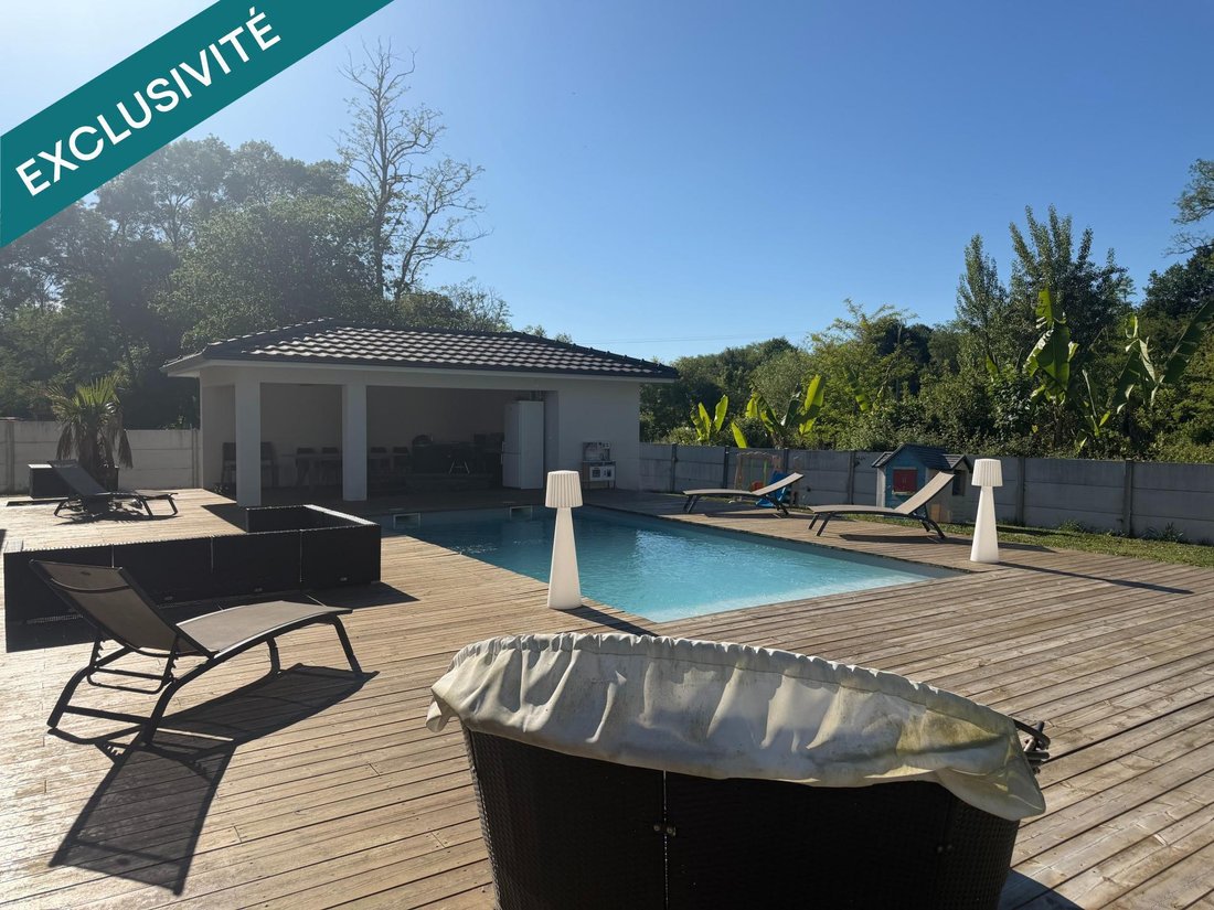 House in Cissac-Medoc, Nouvelle-Aquitaine, France 2 - 17055861