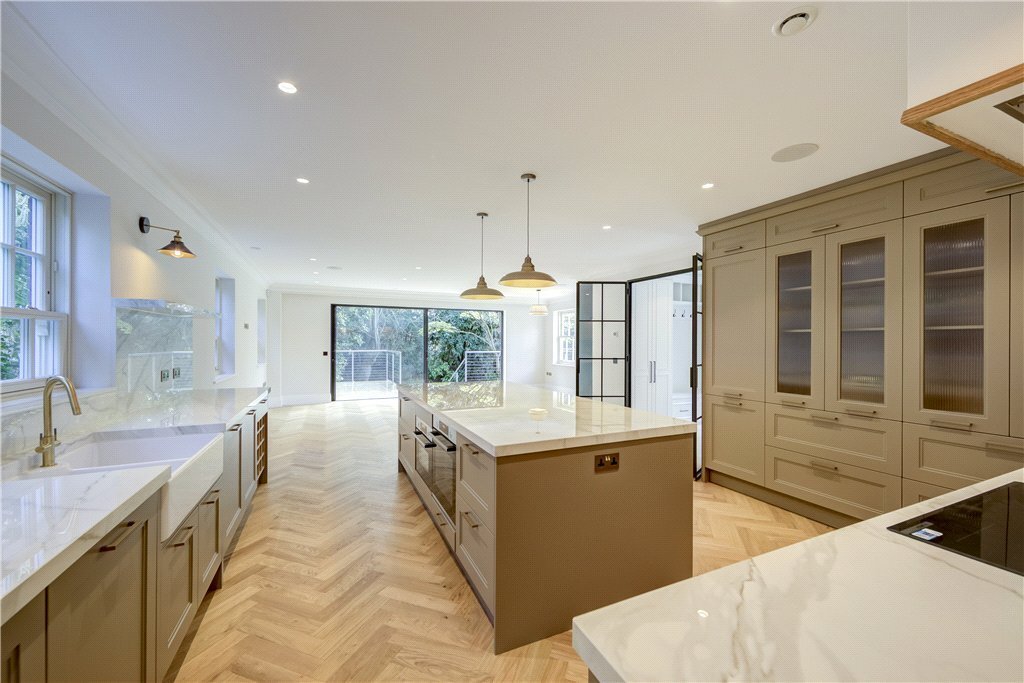 House in Coombe, Royal Borough of Kingston upon Thames, England 3 - 18109889