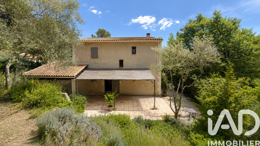 House in Jouques, Provence-Alpes-Côte d'Azur, France 2 - 17997381