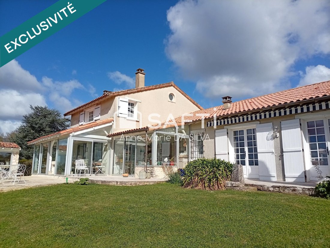 House in Centre Ville - Saint Martial, Chauvigny, France 1 - 18110036