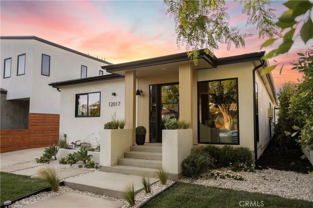 Condo in Los Angeles, California, United States 1 - 18069653