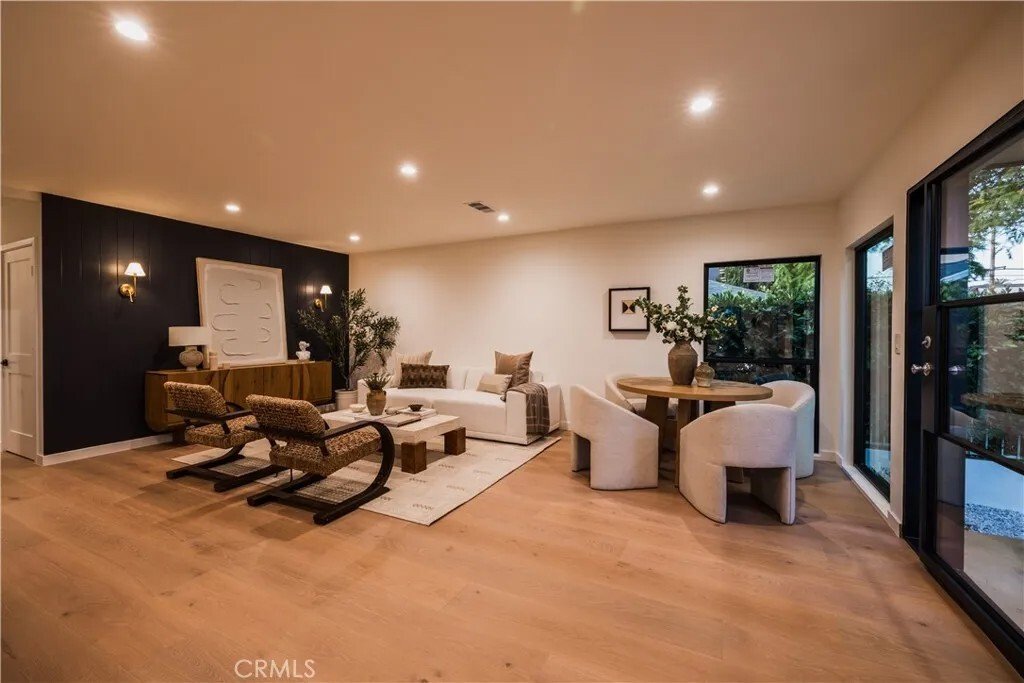 Condo in Los Angeles, California, United States 5 - 18069653