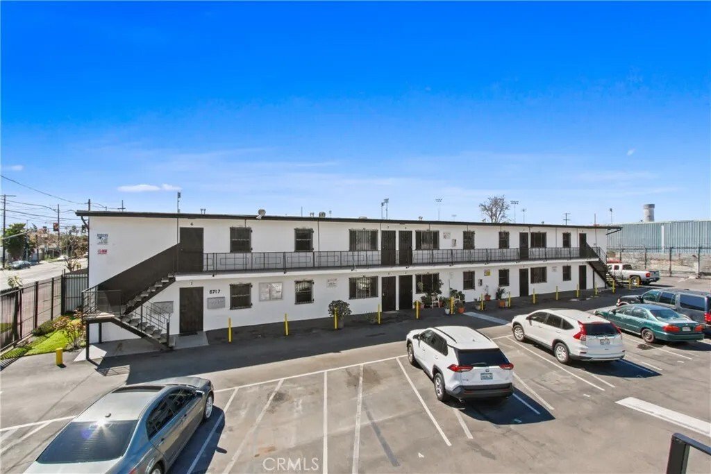 Los Angeles, California, United States 3 - 17606724