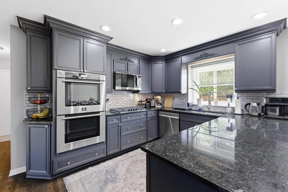 House in Cary, Illinois, United States 4 - 18109669