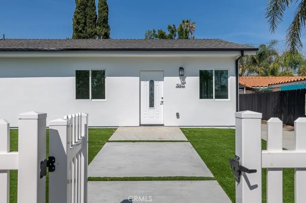 Los Angeles, California, United States 5 - 17493039