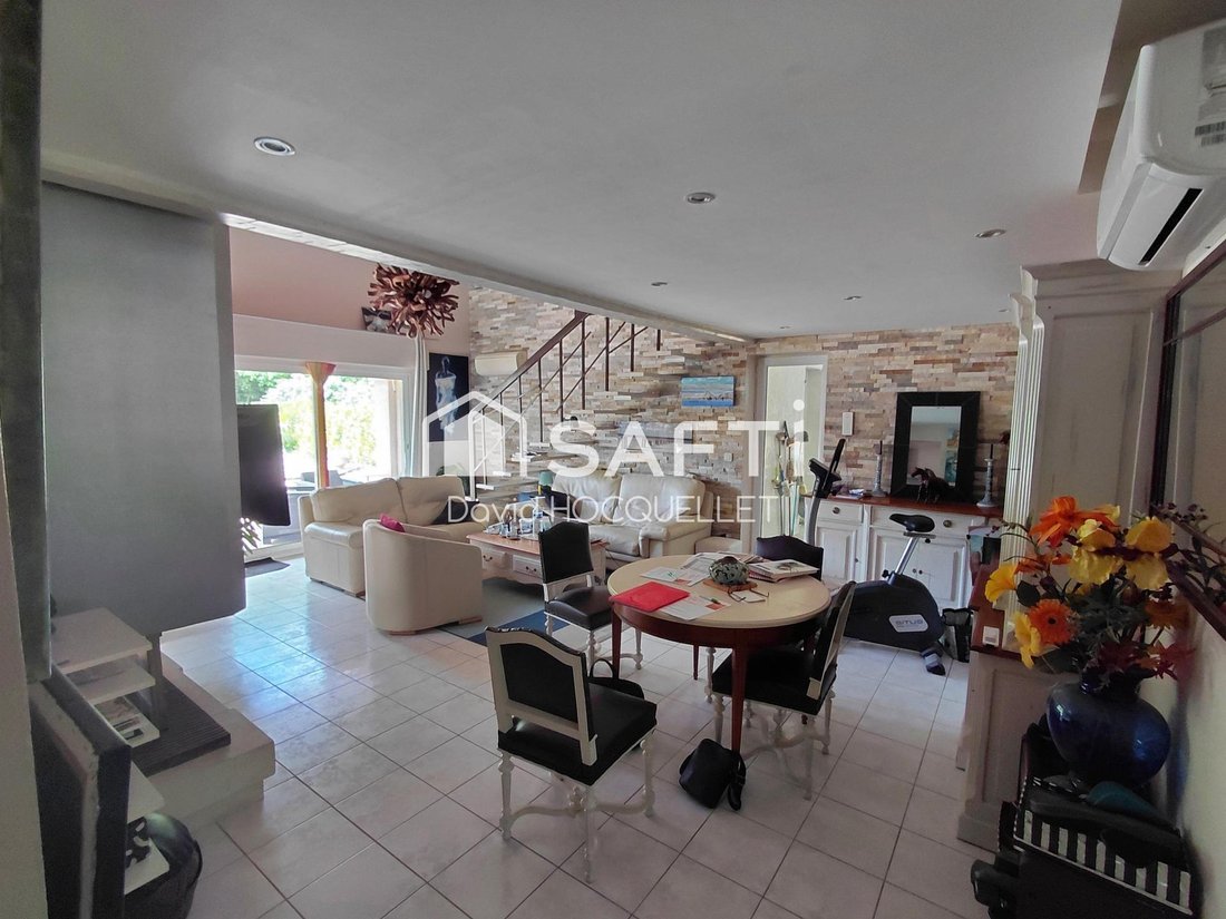 House in Nans-les-Pins, Provence-Alpes-Côte d'Azur, France 4 - 17895143