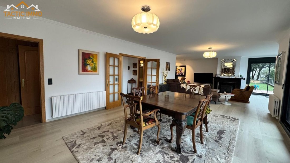 Chalet in Escaldes-Engordany, Escaldes-Engordany, Andorra 2 - 18109701