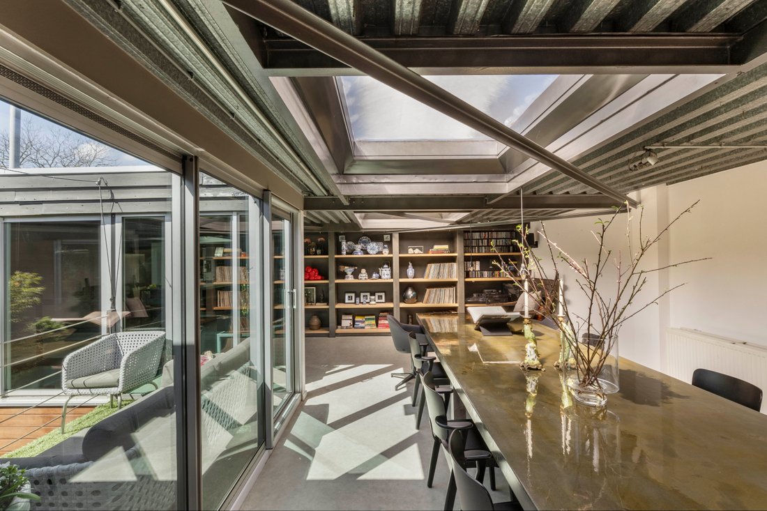 Villa in Beverwijk, North Holland, Netherlands 2 - 18109415