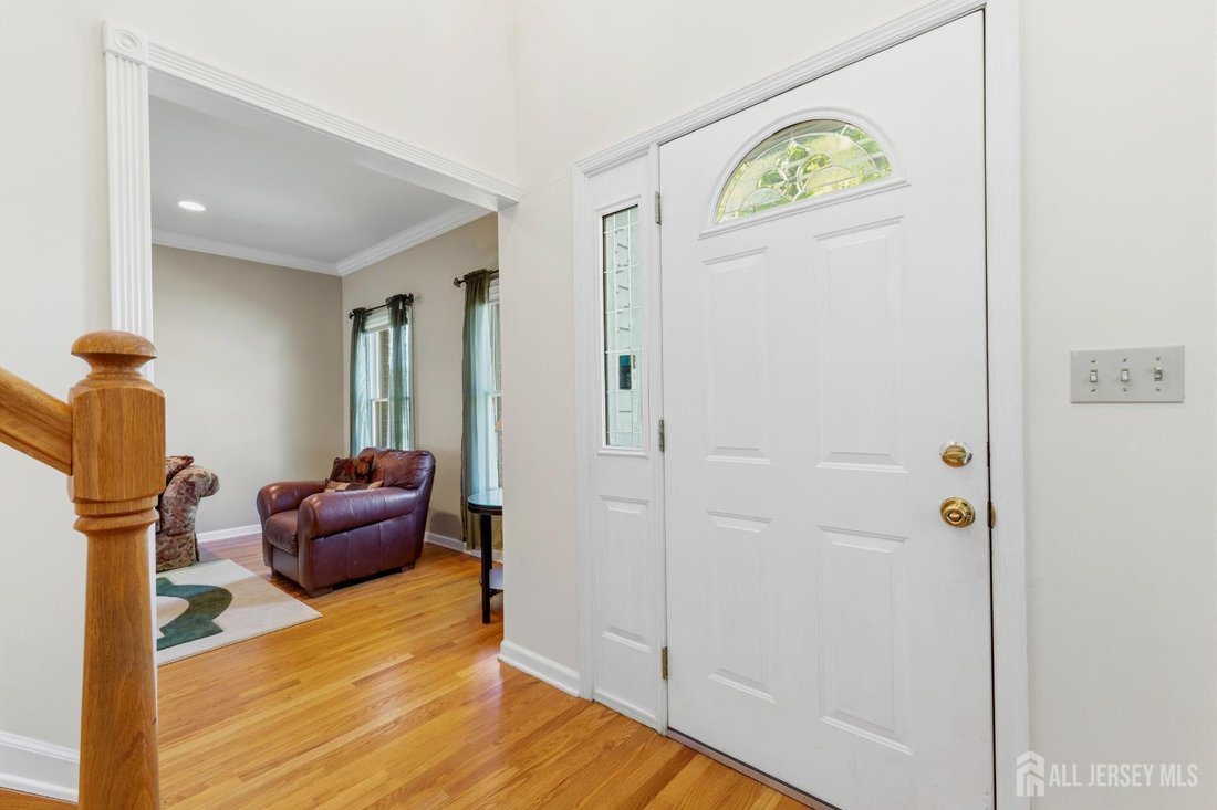 House in Metuchen, New Jersey, United States 5 - 18112968