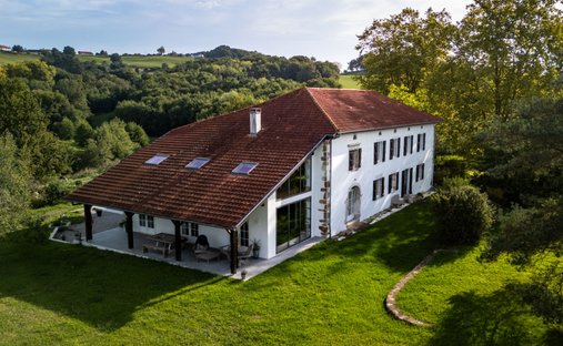 Villa à Bardos, Nouvelle-Aquitaine, France 1