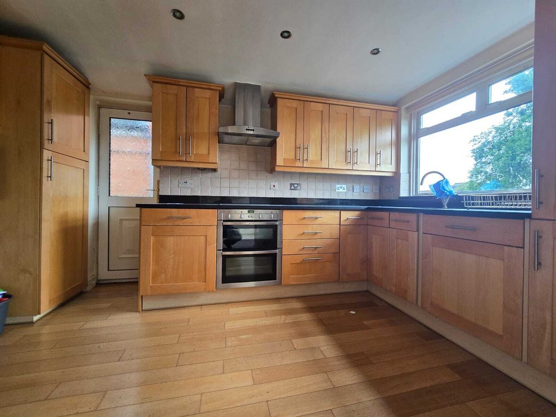 House in Temple Fortune, Barnet, England 3 - 18112503