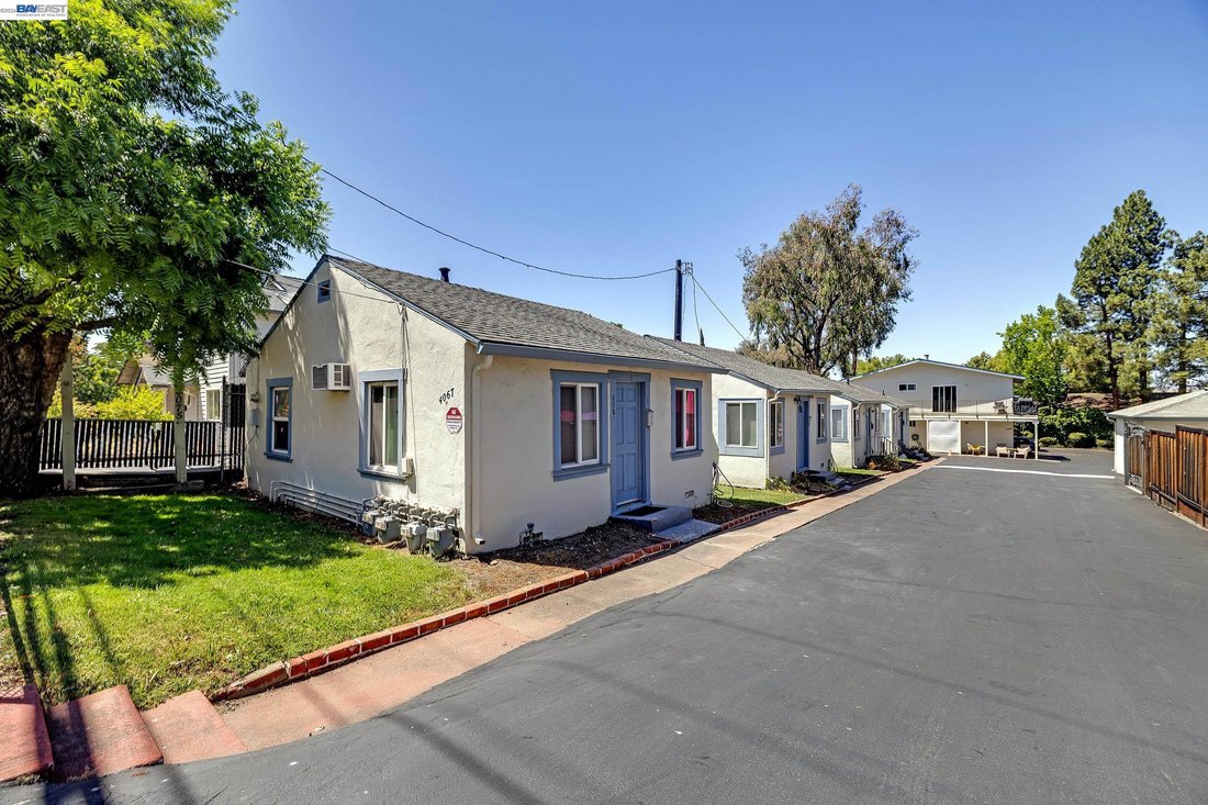 Pleasanton, California, United States 4 - 18114039