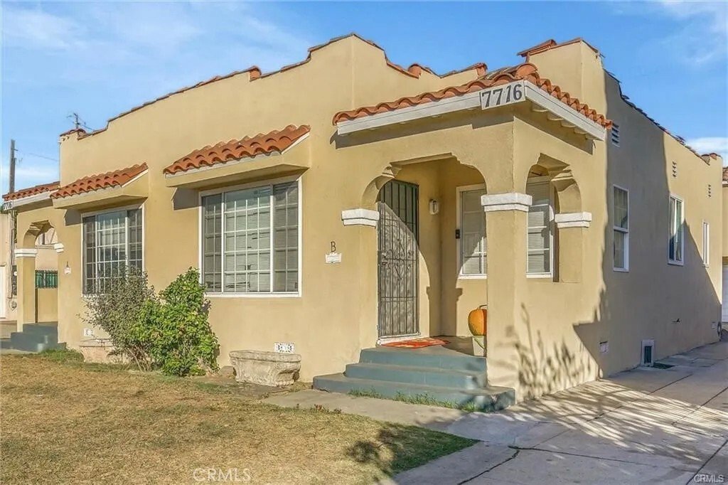 Huntington Park, California, United States 2 - 17823348