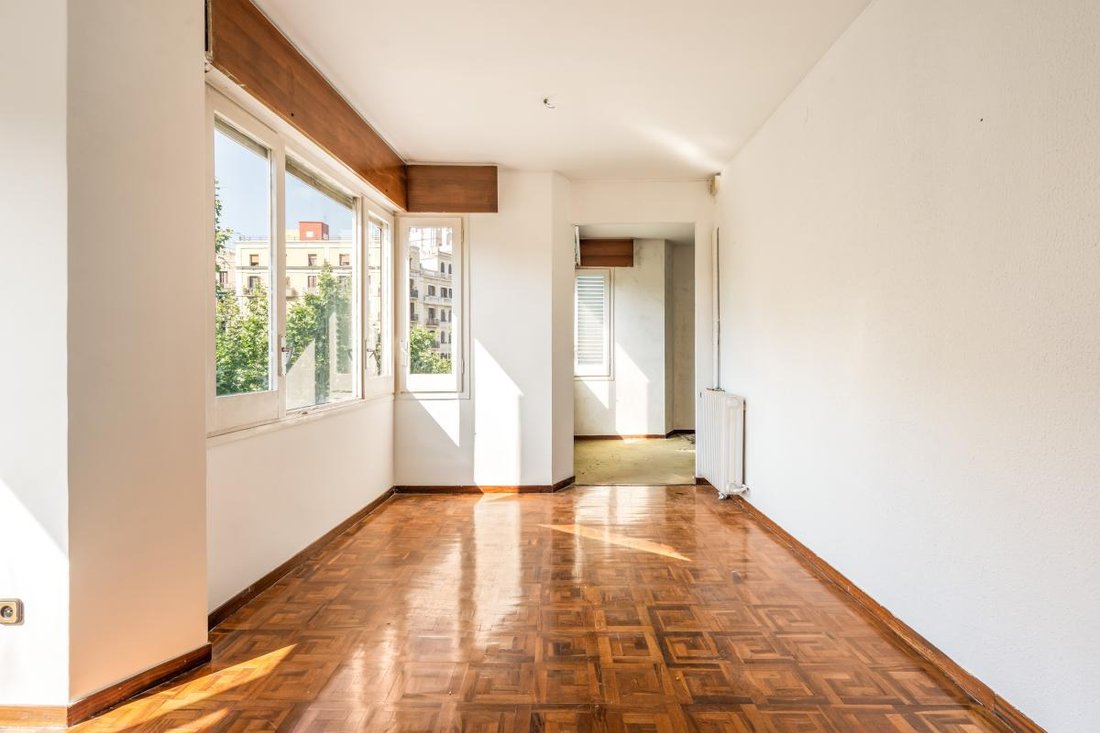 Apartment in Eixample, Barcelona, Spain 5 - 18112433