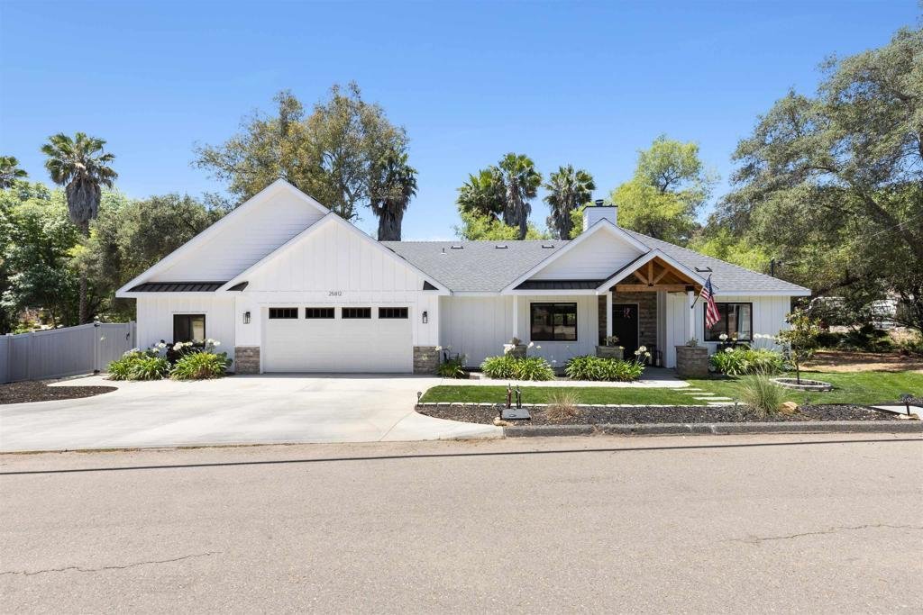 House in Escondido, California, United States 3 - 18112276