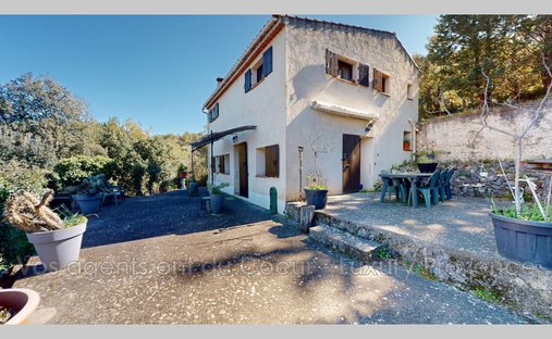 Villa in Meyreuil, Provence-Alpes-Côte d'Azur, France 1