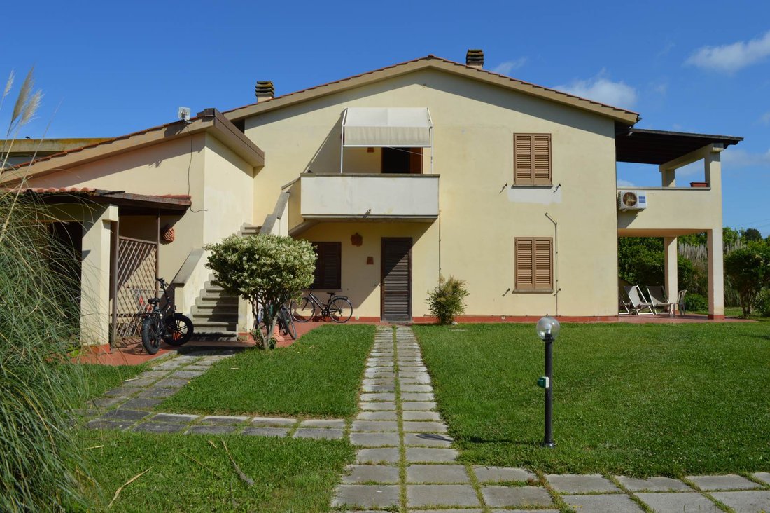 Estate in Cecina Centro, Cecina, Tuscany 3 - 18114265