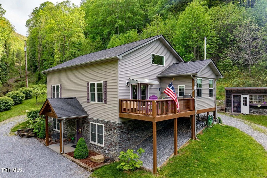 House in Flag Pond, Tennessee, United States 1 - 17791801