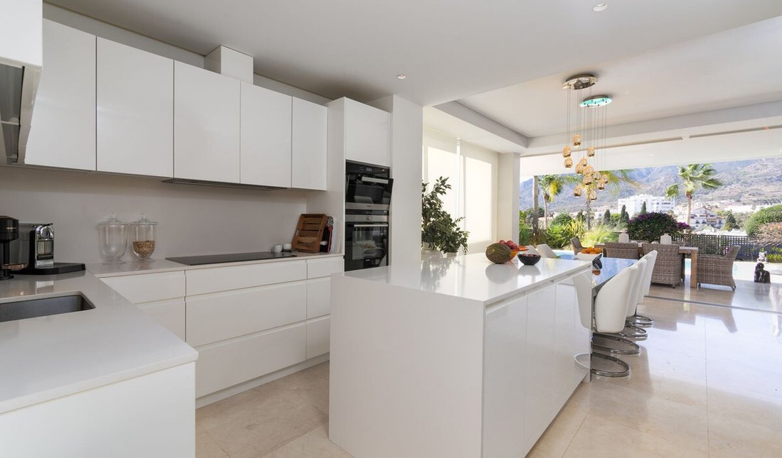 House in Rio Real, Marbella, Andalusia 4 - 18112135