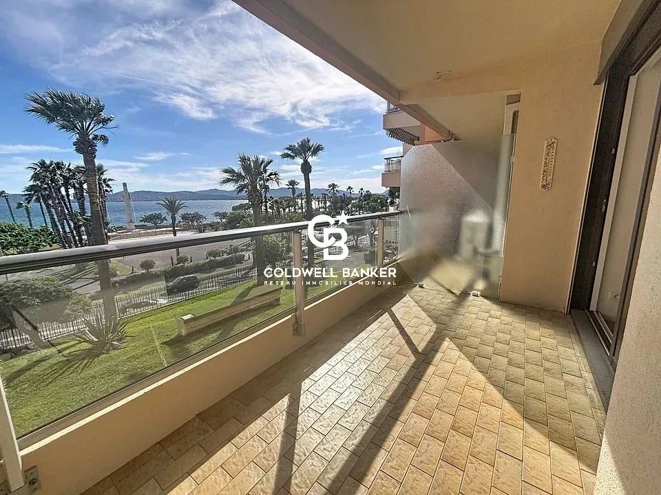Apartment in Plateau Notre Dame Sud-Bord de mer-Beaurivage, Saint-Raphaël, France 4 - 18114691