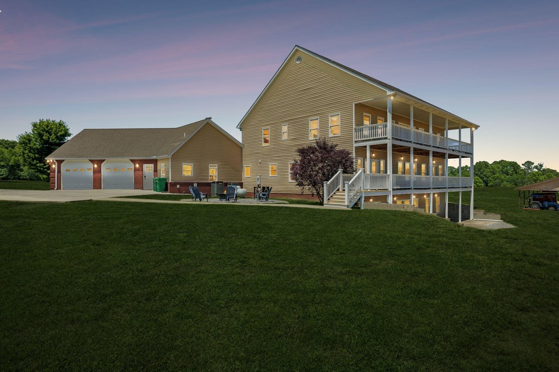 House in Etowah, Tennessee, United States 4 - 18112711