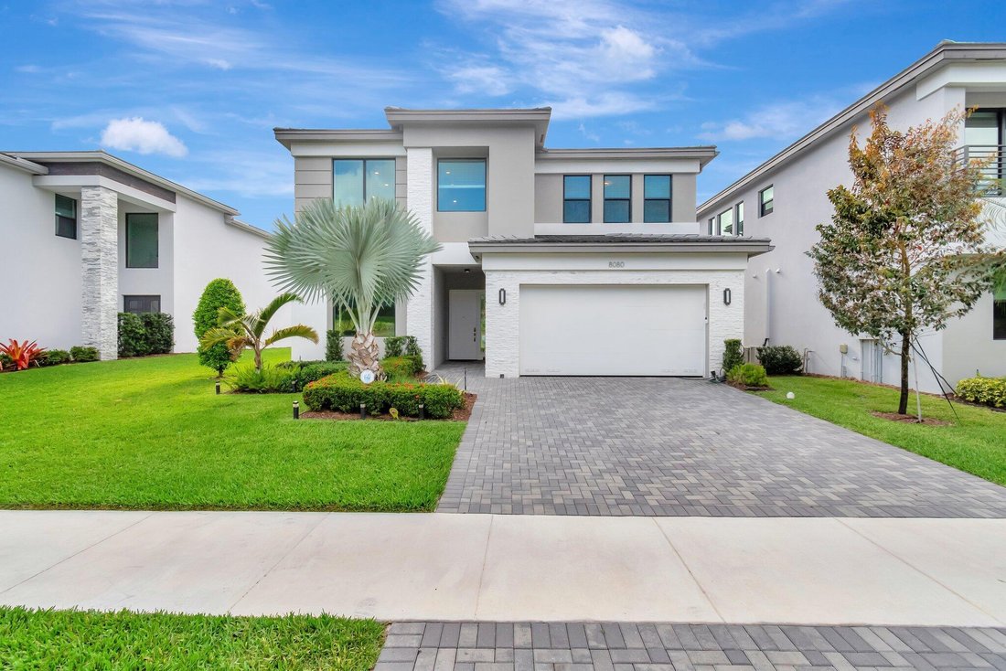 Boca Raton, Florida, United States 1 - 18112180